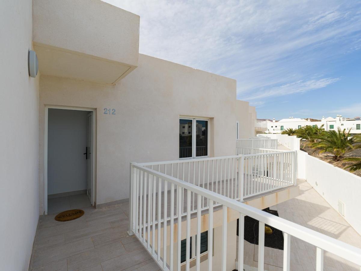 Homeforguest Sunset Senator With Pool And Terrace In Costa Teguise Exterior foto